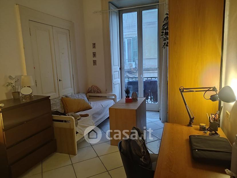 Stanza in Via Enrico Pessina — foto 2 di 28