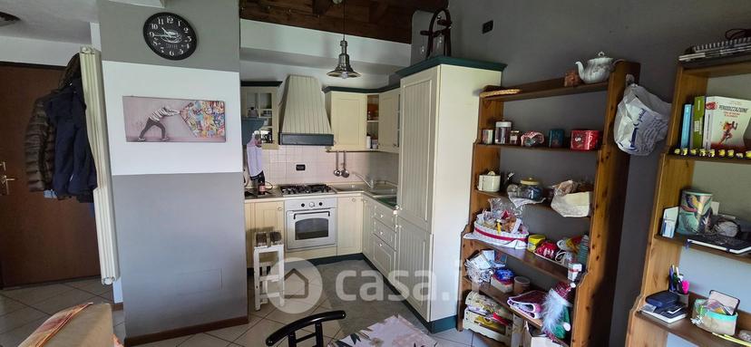 Bilocale in Via Lecco — foto 12 di 22