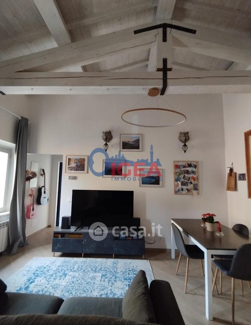 Trilocale in Piazza Arnolfo di Cambio 53034 — foto 10 di 31
