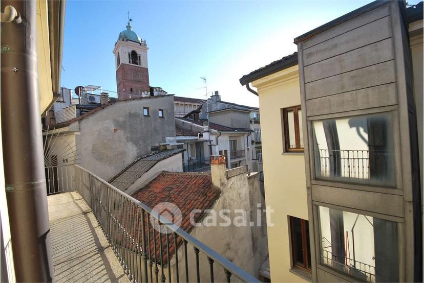 Trilocale in Via Fratelli Rosselli — foto 24 di 71