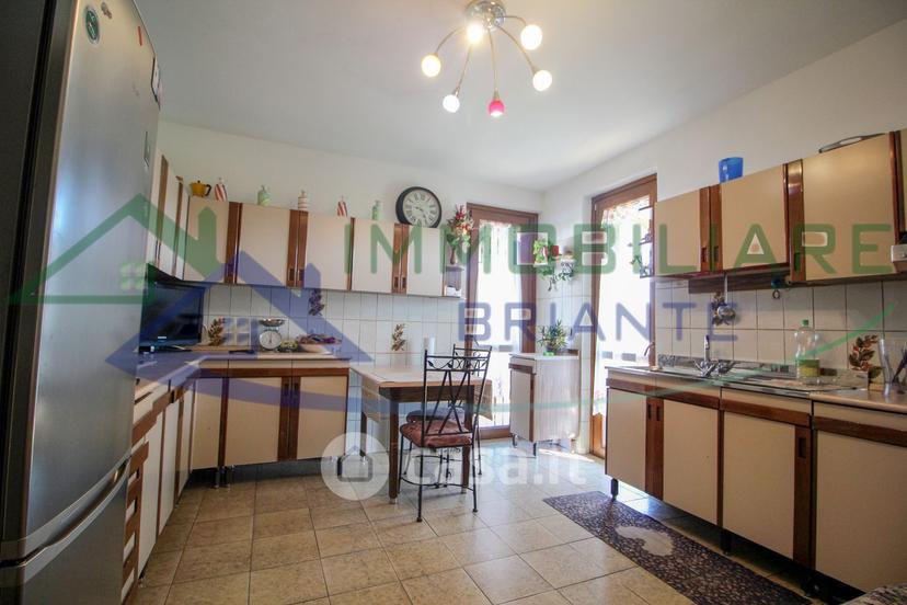Villa in Via A. Macchi 35 — foto 4 di 28