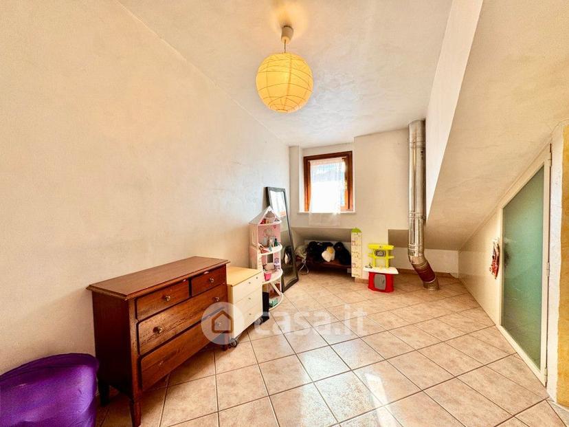 Trilocale in Via Cantalupo 50 — foto 16 di 39
