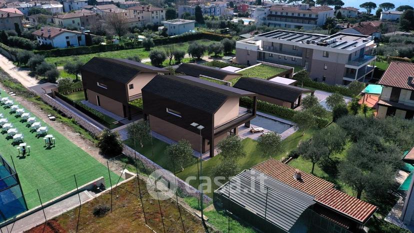 Villa in Via Gioacchino Rossini — foto 10 di 12