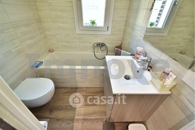 Trilocale in Via Bartolomeo Colleoni 25 — foto 14 di 27