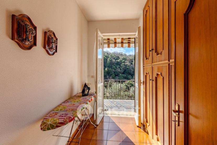 Villa in Via Cornice di Sant'Ambrogio 23 a — foto 6 di 53