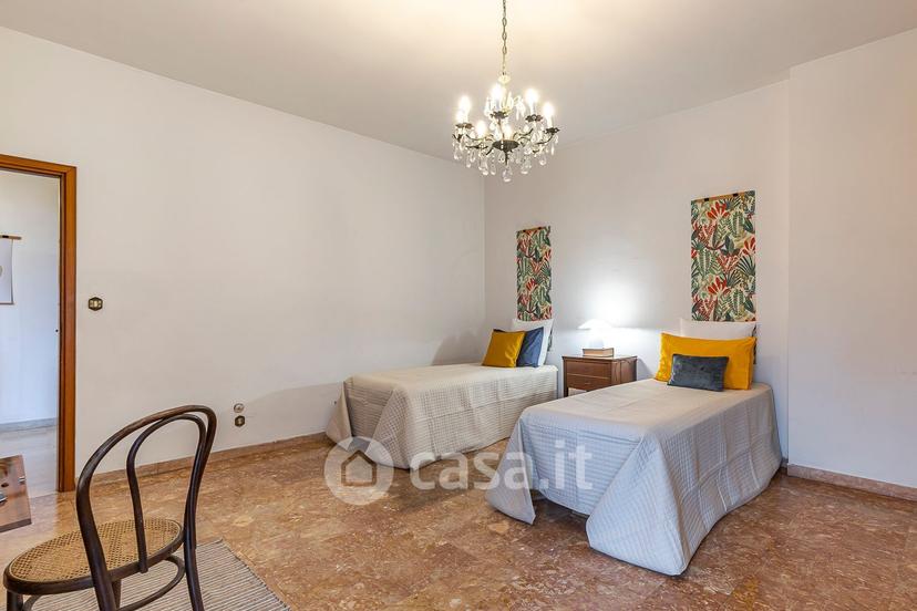 Appartamento in Via Pompeo Vizzani — foto 14 di 40