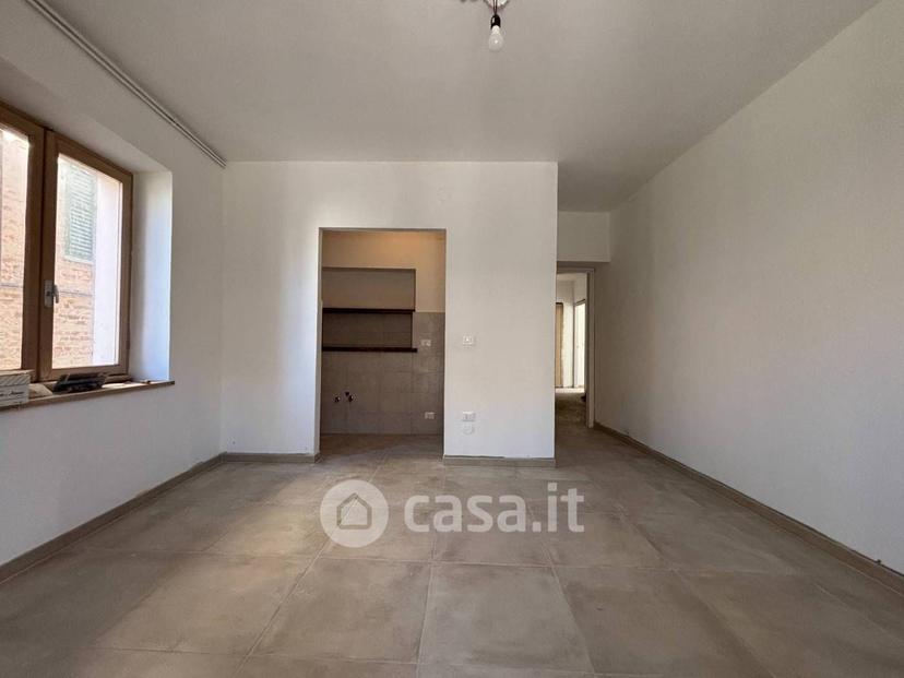 Trilocale in Via Roma 6