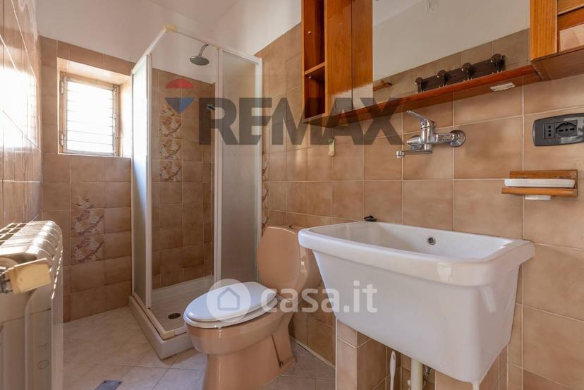 Trilocale in Via G. Pascoli 18 — foto 7 di 23