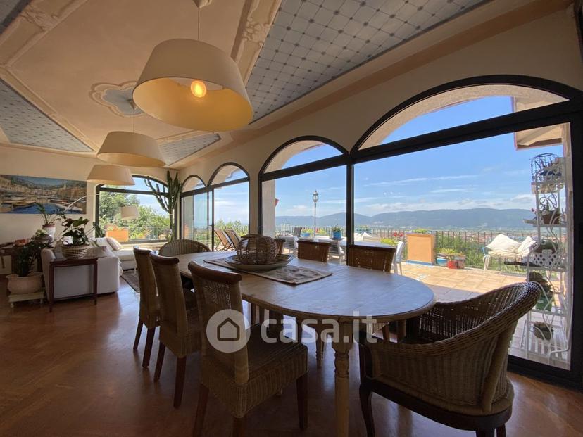 Villa in Castelnuovo — foto 42 di 72