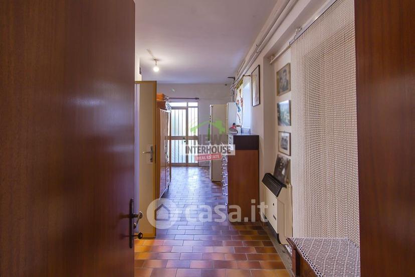 Quadrilocale in Via San Martino 80 — foto 5 di 27