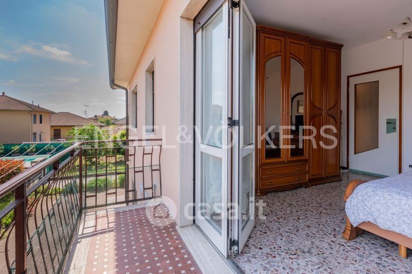 Villa in Via Mozart 7 — foto 7 di 35
