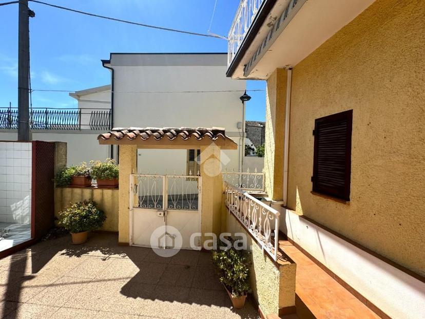Trilocale in Via Mazzini 6 — foto 11 di 28