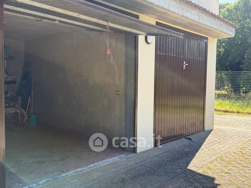Quadrilocale in Giulio Pastore 13 — foto 30 di 42