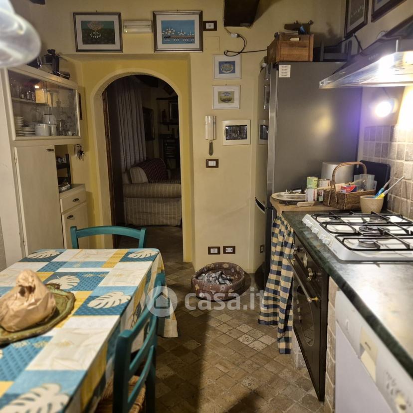 Quadrilocale in Via IV Novembre — foto 19 di 39