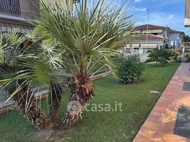 Villa in Via Sandro Pertini 21 — foto 13 di 83