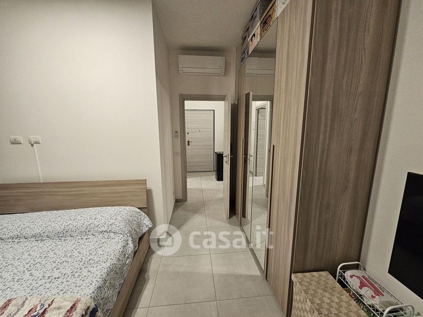 Stanza in Via Carlo Ferrarini 2 — foto 8 di 20