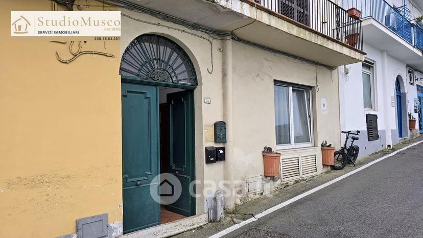 Loft in Via Marina Grande — foto 21 di 21