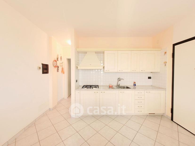 Bilocale in Via Divina Provvidenza — foto 15 di 44