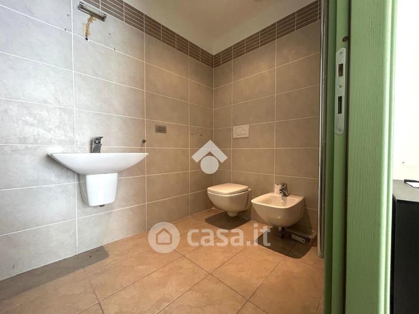 Quadrilocale in Via E. d'Arborea 116 — foto 6 di 32