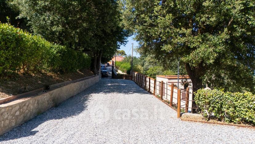 Villa in Via Giorgio Byron 52 — foto 19 di 32