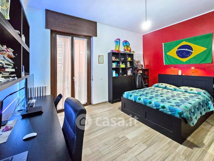 Villa in Viale Ugo Foscolo 46 — foto 17 di 70
