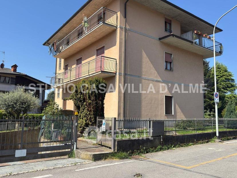 Quadrilocale in Via Madonna dei Campi — foto 43 di 46