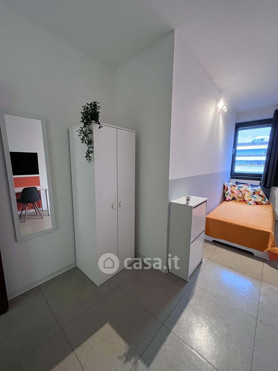 Stanza in Via del Brennero 136