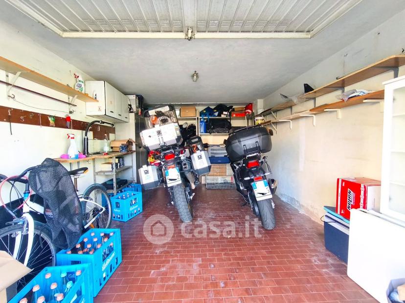 Trilocale in Via Nino Bixio 14 — foto 12 di 27
