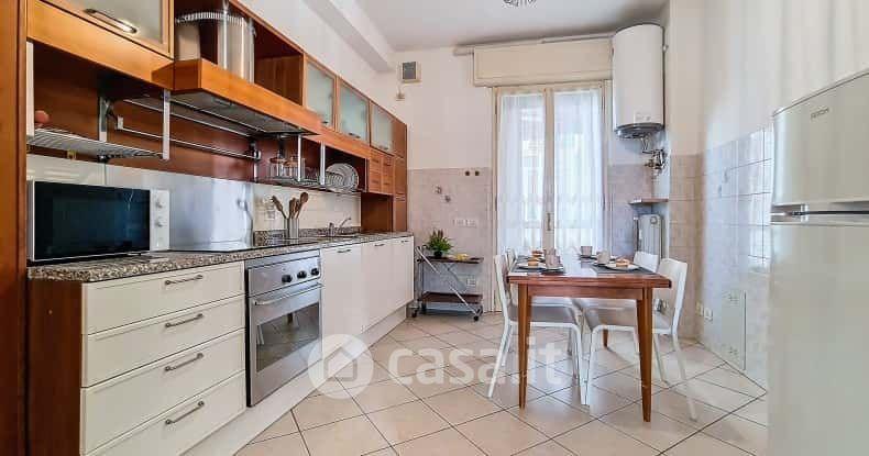 Stanza in Via Arrigo Boito 3 — foto 11 di 18