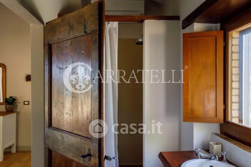 Villa in Via degli Olmi 10 — foto 32 di 62