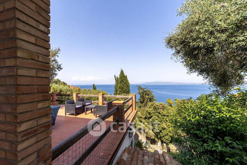 Villa in Via dei Fari 1 — foto 38 di 46