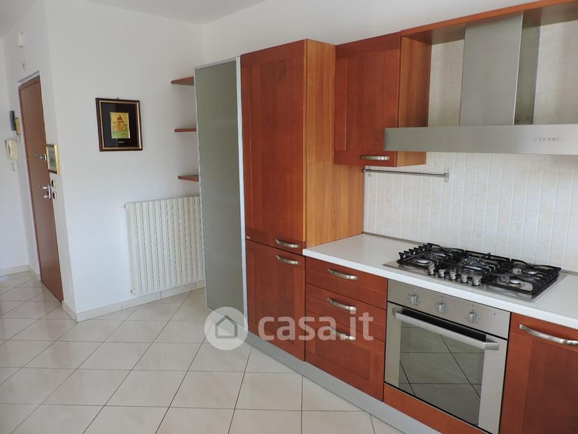 Trilocale in Via Vittorio de Sica — foto 11 di 21