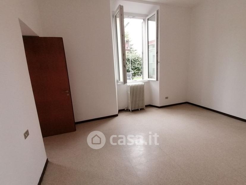 Trilocale in Via Magenta 9 — foto 20 di 20
