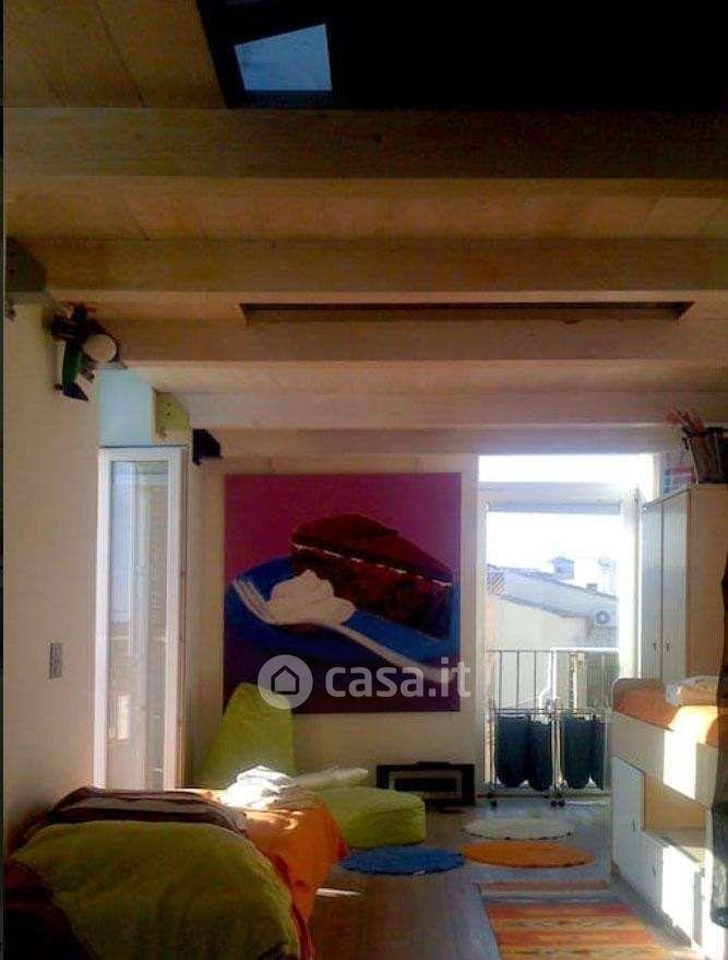 Trilocale in Via Salomone 6 — foto 4 di 13