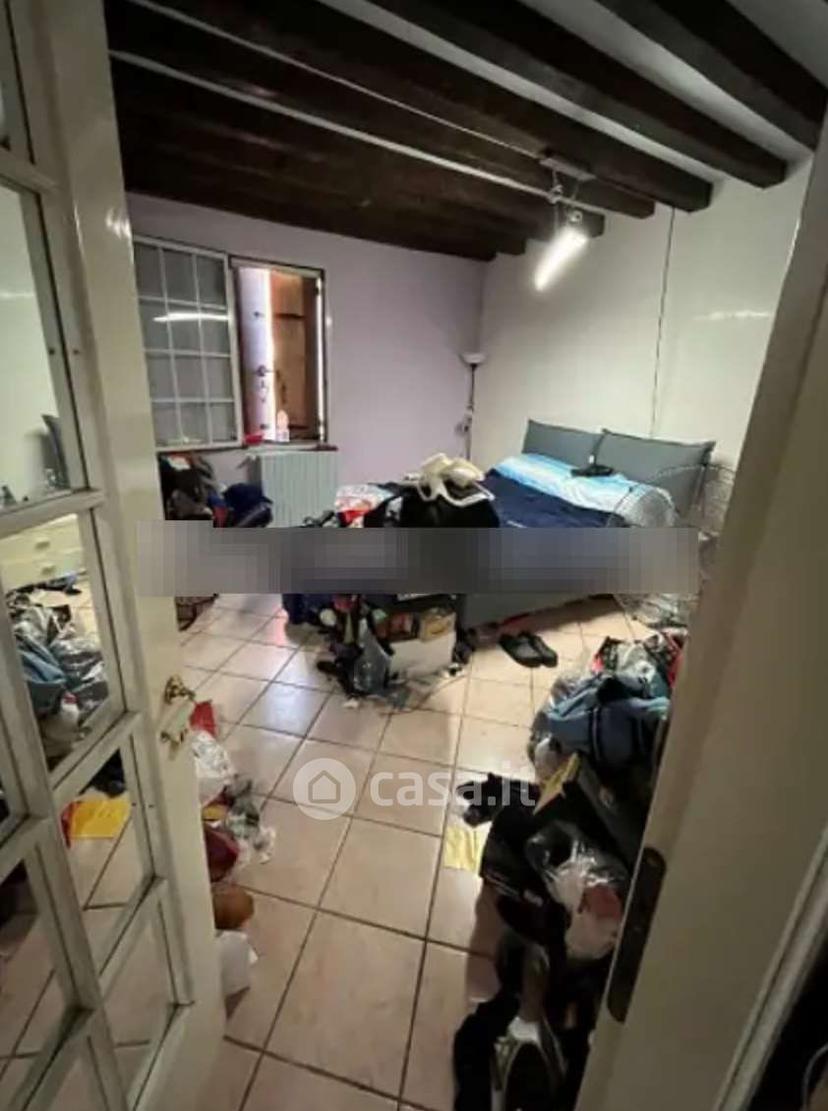 Appartamento in Via Argine Destro Canale Taglio — foto 6 di 23