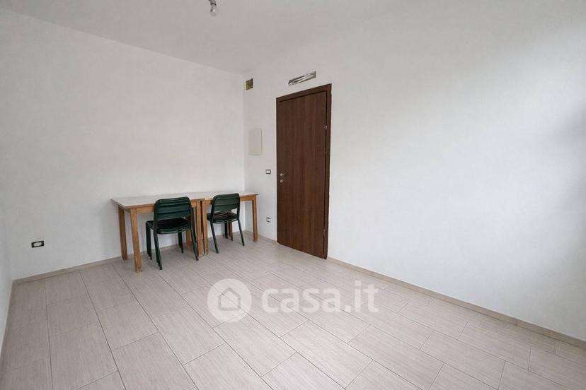 Trilocale in Via Rebaudi 3 — foto 3 di 15