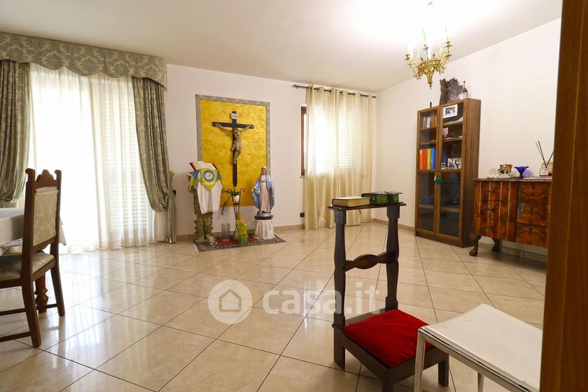 Quadrilocale in Viale Italia — foto 10 di 35