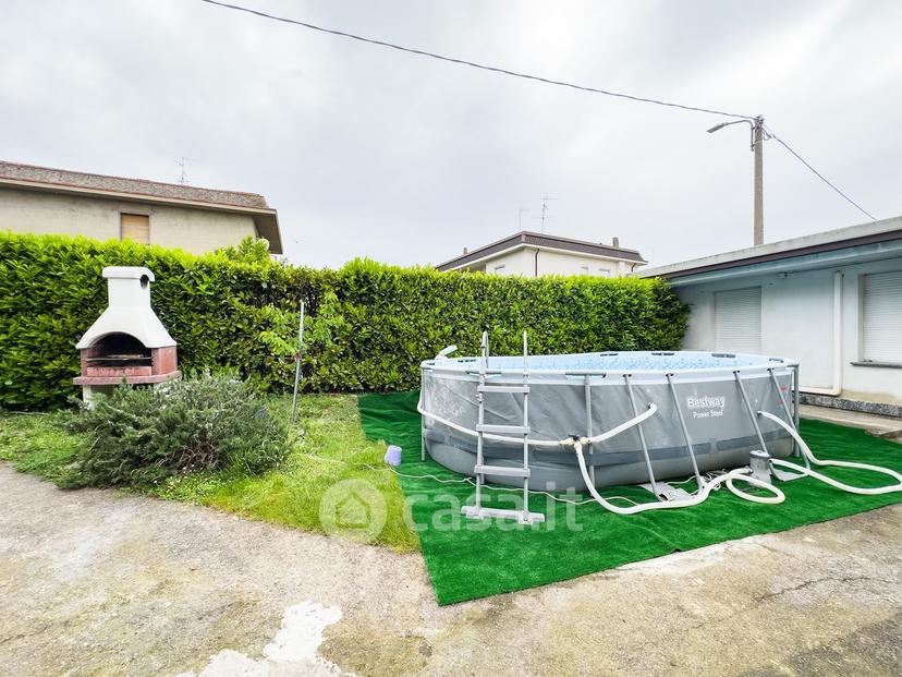 Trilocale in Viale Italia 66 — foto 46 di 63