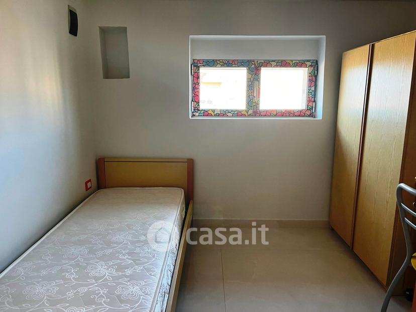 Stanza in Via Zingani 3 — foto 7 di 7