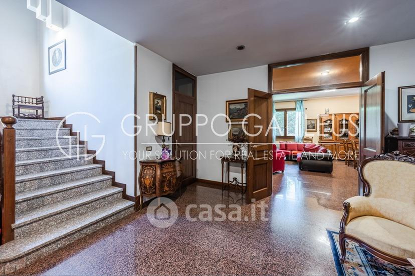 Villa in Via Giuseppe Bronzini 20 — foto 37 di 48
