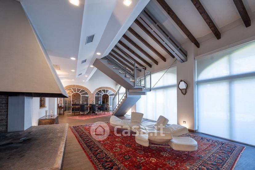 Villa in Viale Lodi 45 — foto 15 di 88