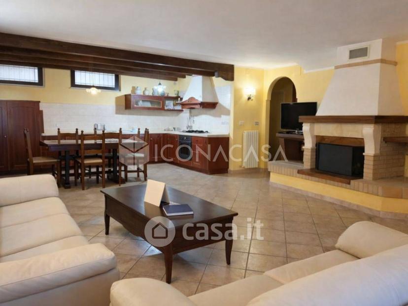 Villa in Via Luigi Polacchi — foto 28 di 34