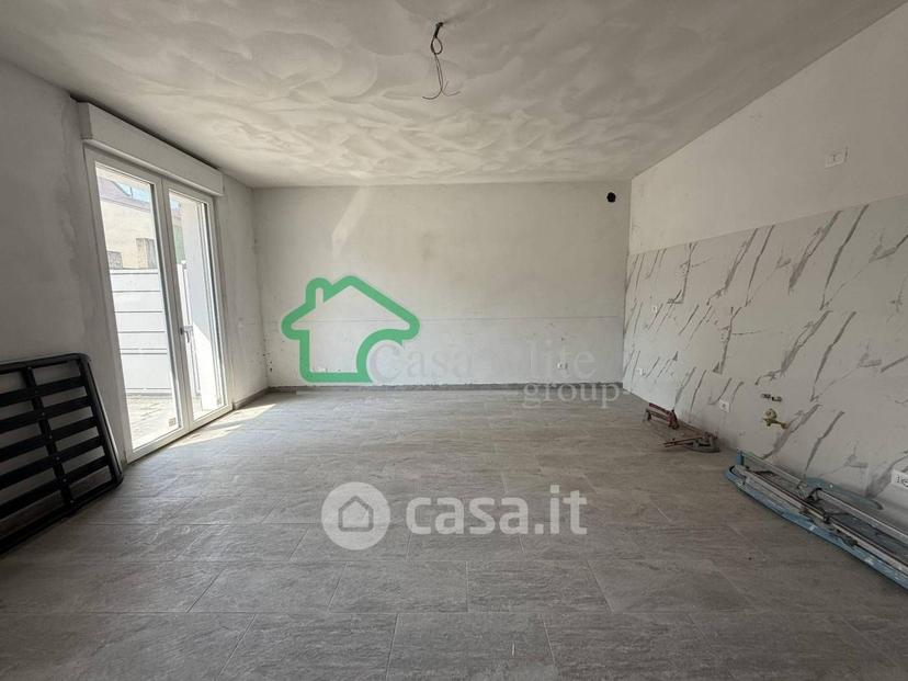 Trilocale in Viale Partigiani — foto 14 di 16