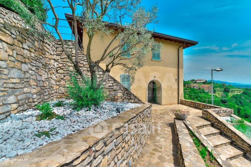 Villa in Via Belvedere 37 — foto 51 di 95