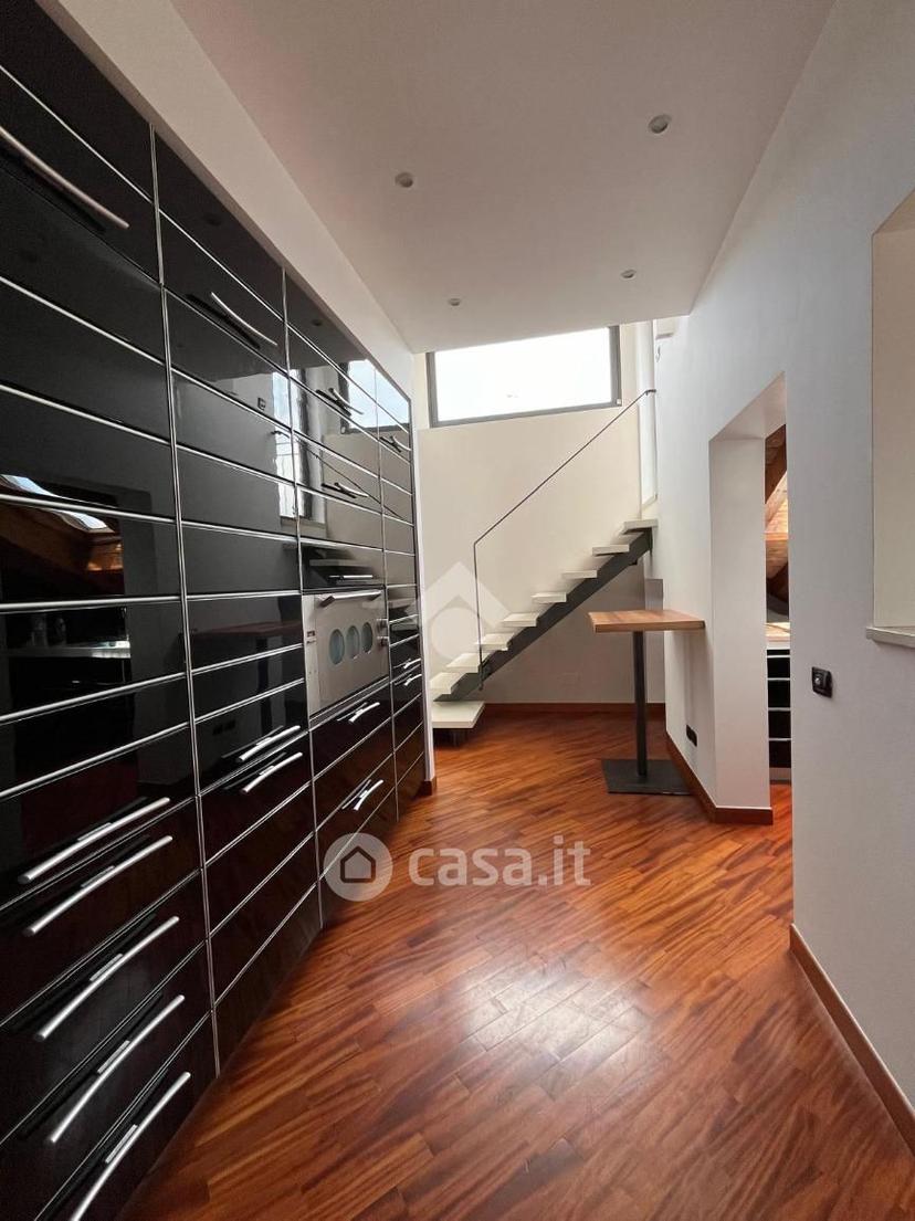 Trilocale in Via Francesco Crispi 5 — foto 4 di 12