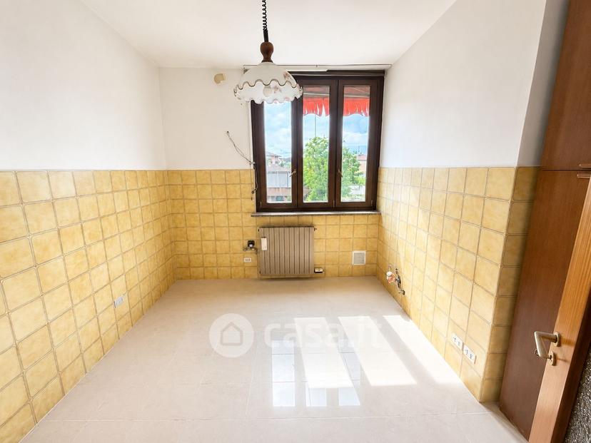 Trilocale in Via Piemonte 16 — foto 12 di 13