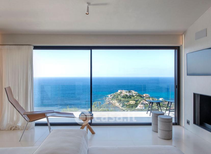 Villa in Via Torre delle Stelle — foto 4 di 26