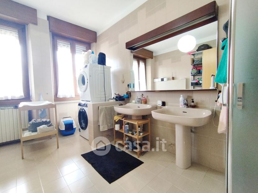 Trilocale in Via Volturno — foto 16 di 35