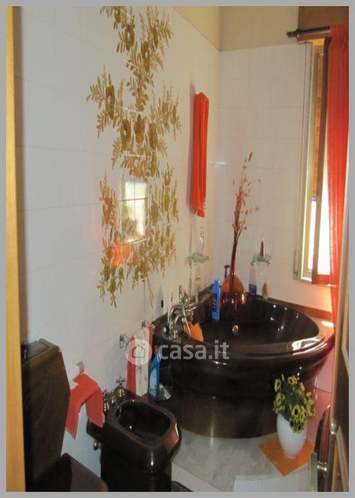 Appartamento in Via Lazio — foto 2 di 32