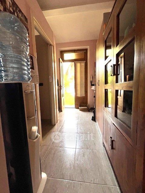 Trilocale in Via Carignano 2 — foto 3 di 14